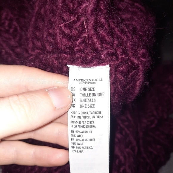 American Eagle Chunky Knit Infinity Scarf - Picture 2 of 3